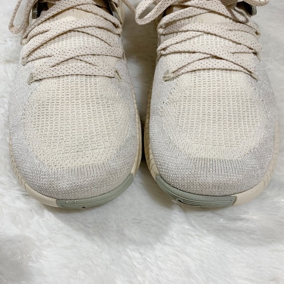 Women’s Nike Free Training Flyknit 3 Sneakers in Champagne Size 7.5 - Picture 5 of 10